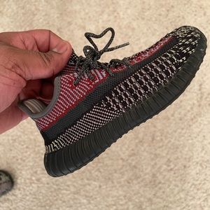 Kids Yeezy Yecheil  Sz 13k